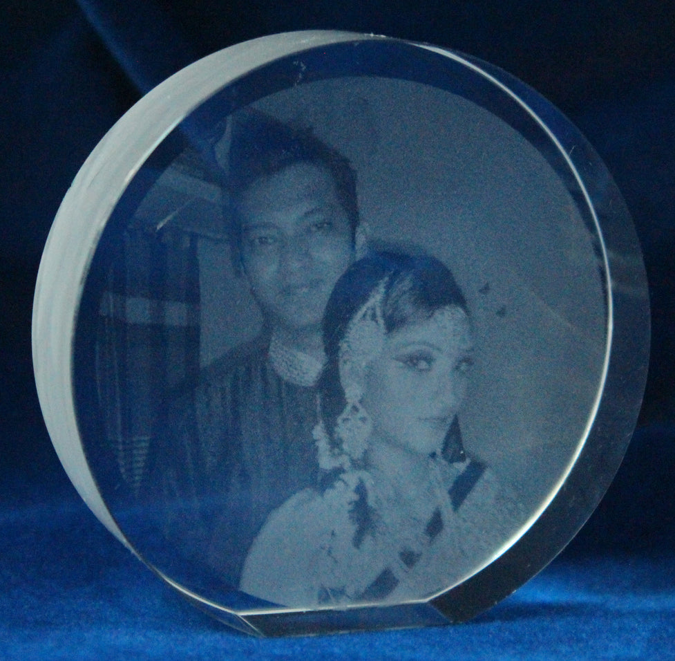Round Crystal - Crystal Moments